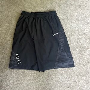 Men’s Nike Elite Shorts